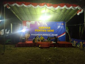 Warga Dan Ketua RW 10 Dusun Besuk Wirowongso Adakan Lomba Dan Pentas Seni HUT RI ke 77