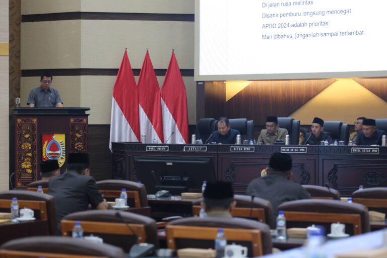 Rapat Paripurna DPRD Kabupaten Jember R-APBD TA 2024