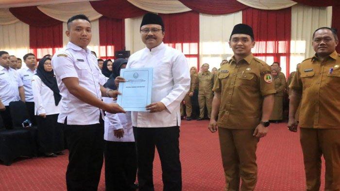 Momen Peringatan Hari Pahlawan 10 November, Gus Ipul Ajak Berantas Kebodohan dan Perangi Kemiskinan