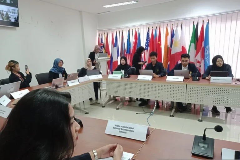 Kemenlu-FISIP Unej Gagas Pusat Studi Diplomasi Santri Di Kampus