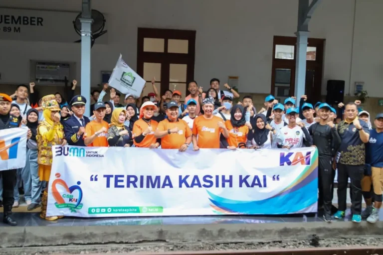 Belasan WNA Asal Tiongkok Ikuti Gerak Jalan Tajemtra Di Jember