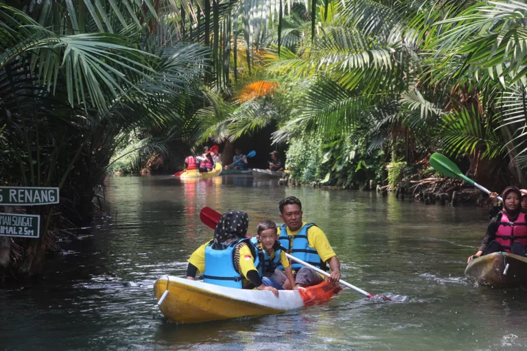 Wisata Alam Silowo Tuban Viral di Media Sosial, Jernihnya Air Sungai dan Fasilitas Kano Ini Jadi Unggulan