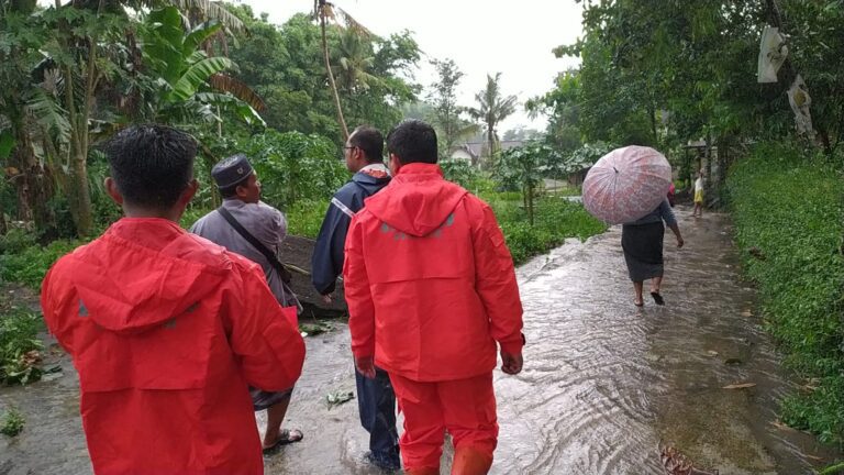 Bencana Banjir Genangan Di Wilayah Kelurahan Antirogo