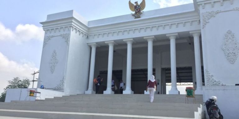 Mengintip Istana Negara Di Jenggawah