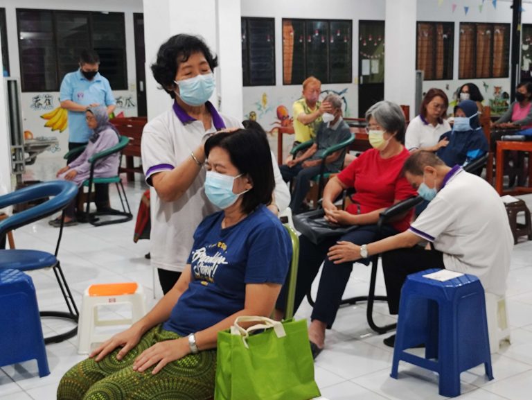 Mengenal Terapi Longevitology di Jember