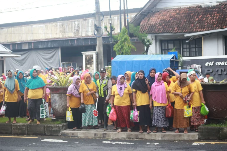Pekerja dan Perusahaan di Jember Wajib Tahu, Bagi Perusahaan yang Mempekerjakan Karyawan saat Pemilu