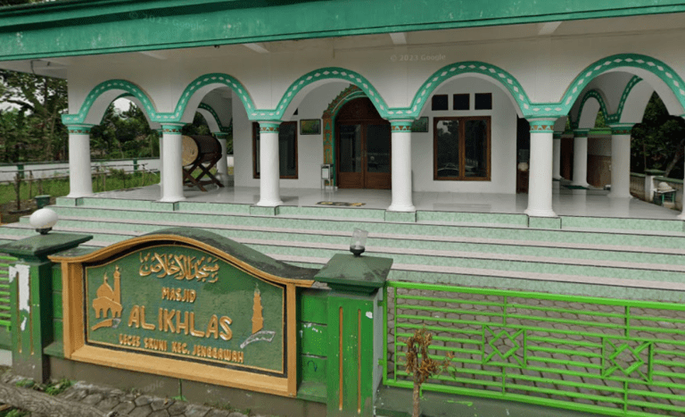 Masjid Al Ikhlaas Desa Sruni Jenggawah: Aktif Membina Generasi Qur’ani