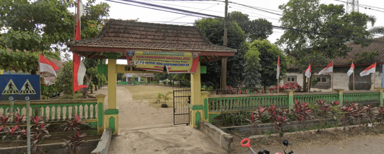 Keseruan Ekstrakurikuler Pramuka SDN Kertonegoro 3