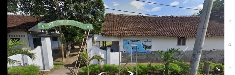 SMP Plus Al Karim Desa Wonojati Sediakan Fasilitas Menunjang Pembelajaran