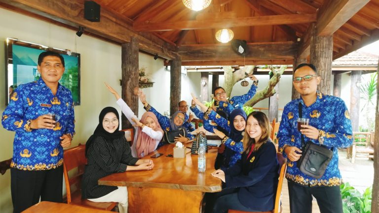 Halal Bihalal Dan Silaturahmi Keluarga Besar Bagian Kesra Sekretariat Daerah Kabupaten Jember