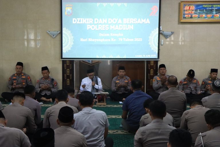 Polres Madiun Gelar Dzikir dan Doa Bersama Memperingati Hari Bhayangkara Ke-79 Tahun 2025