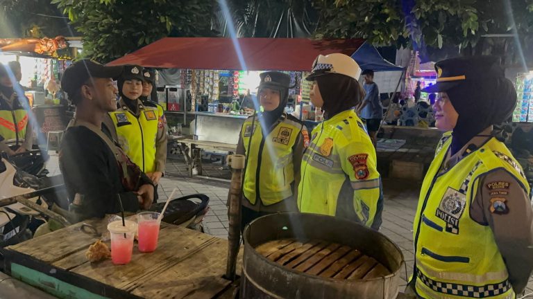 Patroli Polwan Presisi Polres Madiun Warnai SEPASMA HUT Kabupaten Madiun ke-457