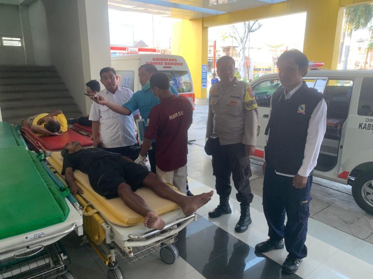 Kolaborasi Polres Madiun Kota Dan Dinsos Evakuasi ODGJ , Resahkan Warga Desa Teguhan