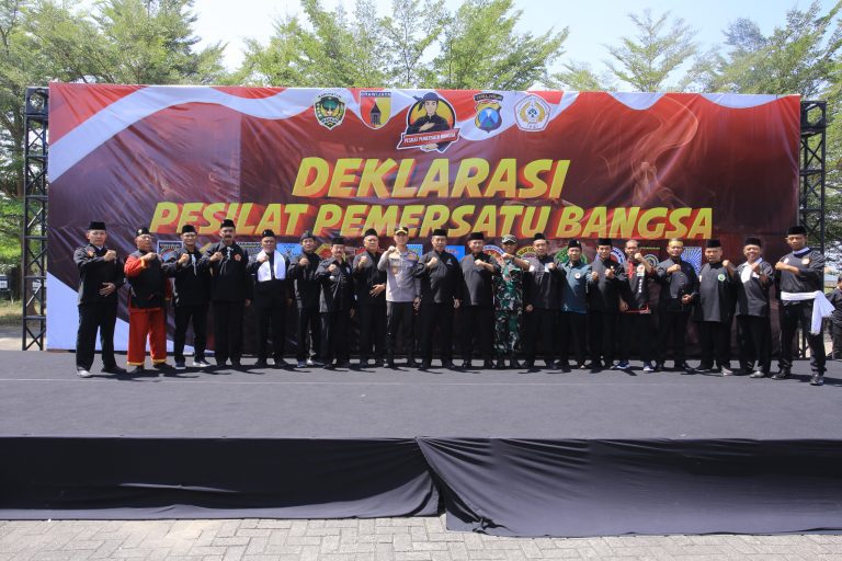 Deklarasi Pesilat Pemersatu Bangsa, Kapolres Madiun Ajak Warga Silat Tolak Provokasi