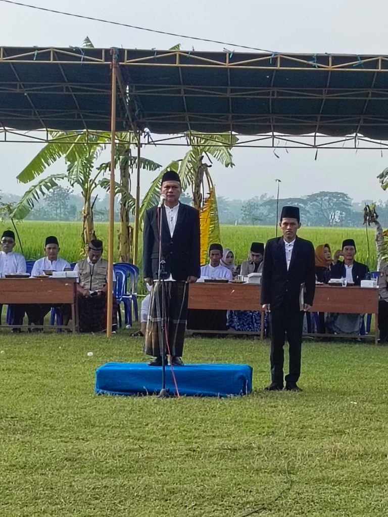 Apel Kebangsaan Hari Santri di Sawahan Tanamkan Semangat Cinta Tanah Air